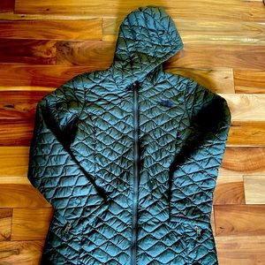 The North Face thermoball parka for girls:)